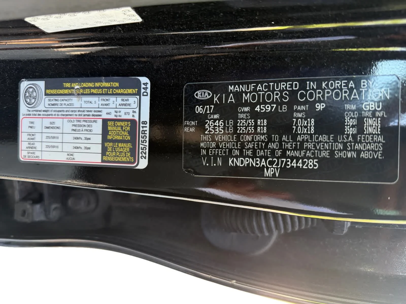 Used 2018 Black Cherry Kia EX image 24