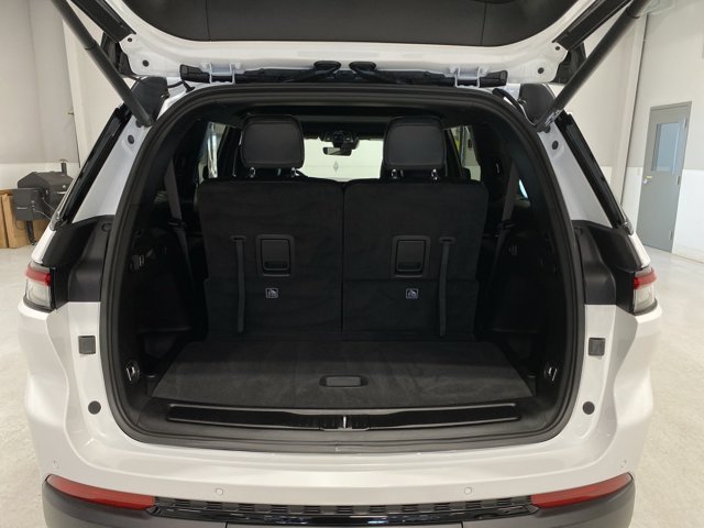 Used 2025 Bright White Clearcoat Jeep Altitude X image 25