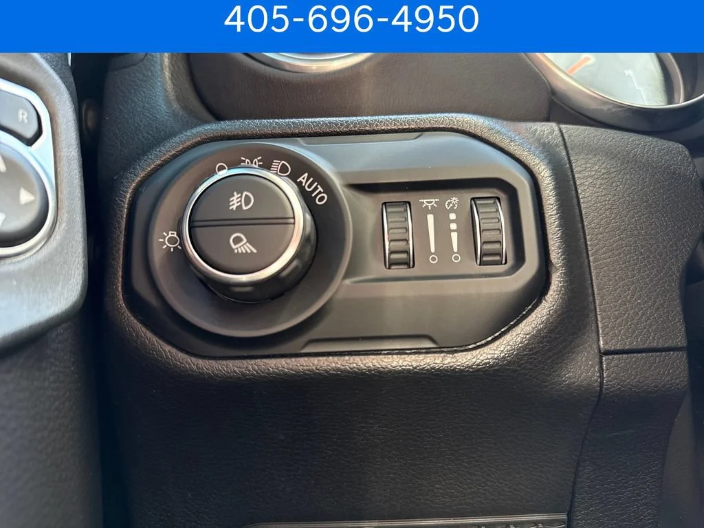 Pre-Owned 2022 Jeep Gladiator Overland