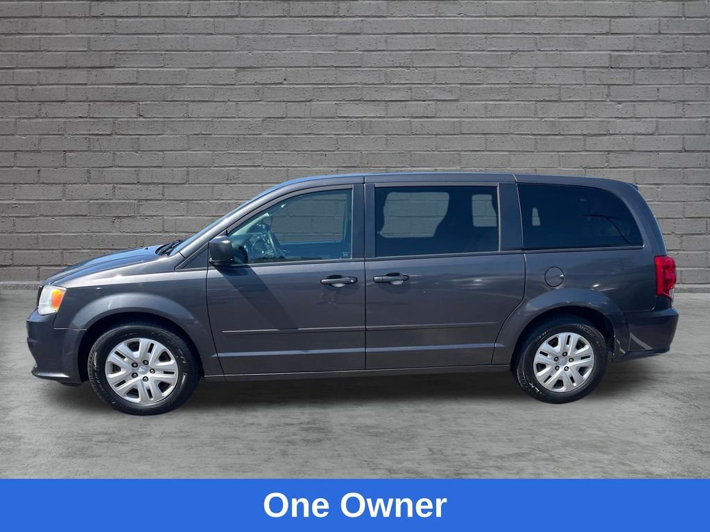 Used 2015 Dodge Grand Caravan SE with VIN 2C4RDGBG3FR537555 for sale in Oswego, NY