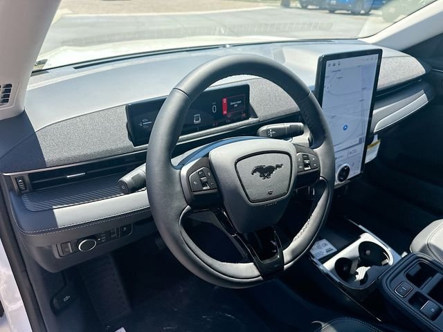 New 2026 Star White Metallic Tri-coat Ford Select image 9