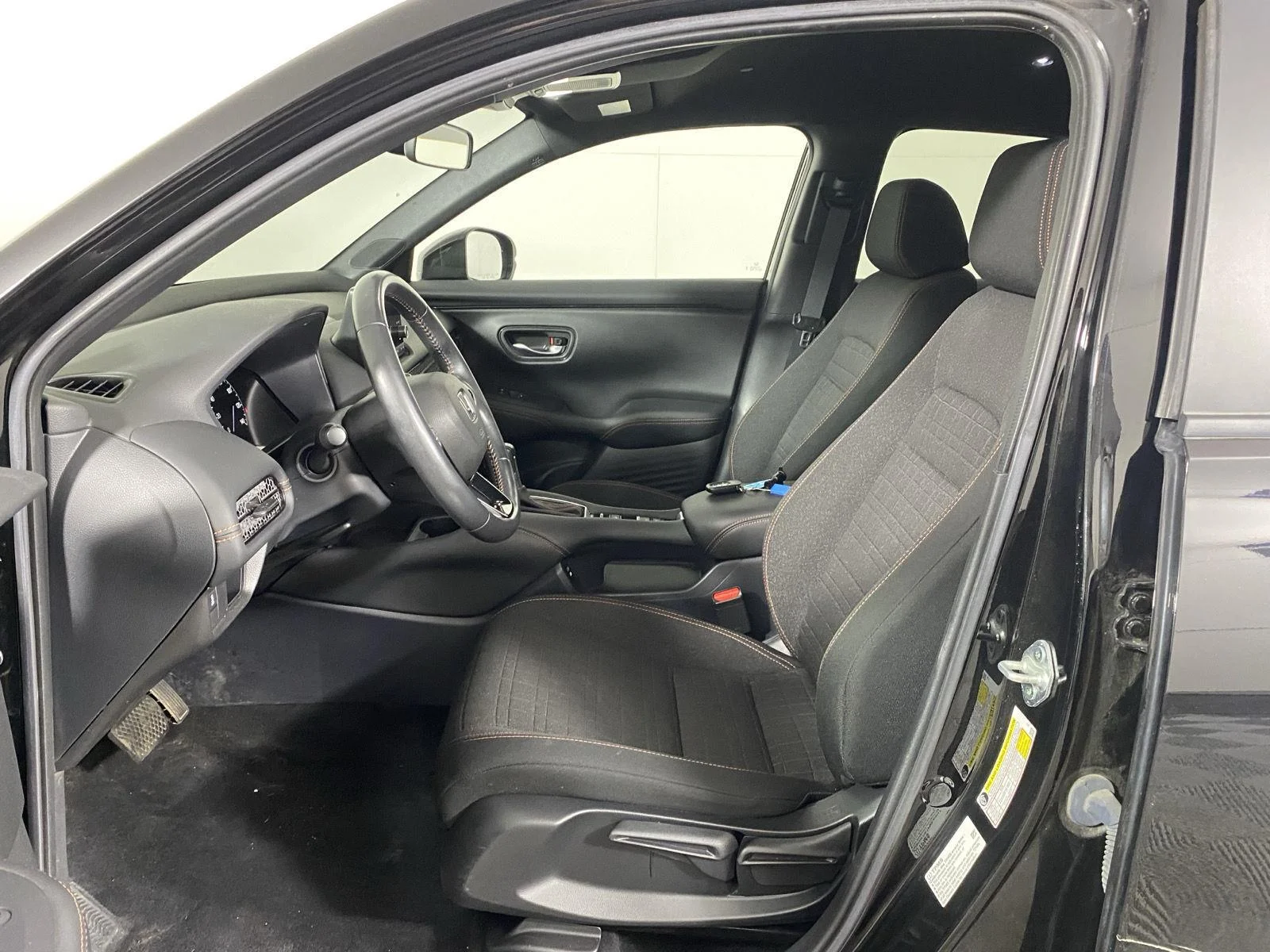 Used 2025 Crystal Black Pearl Honda Sport image 12