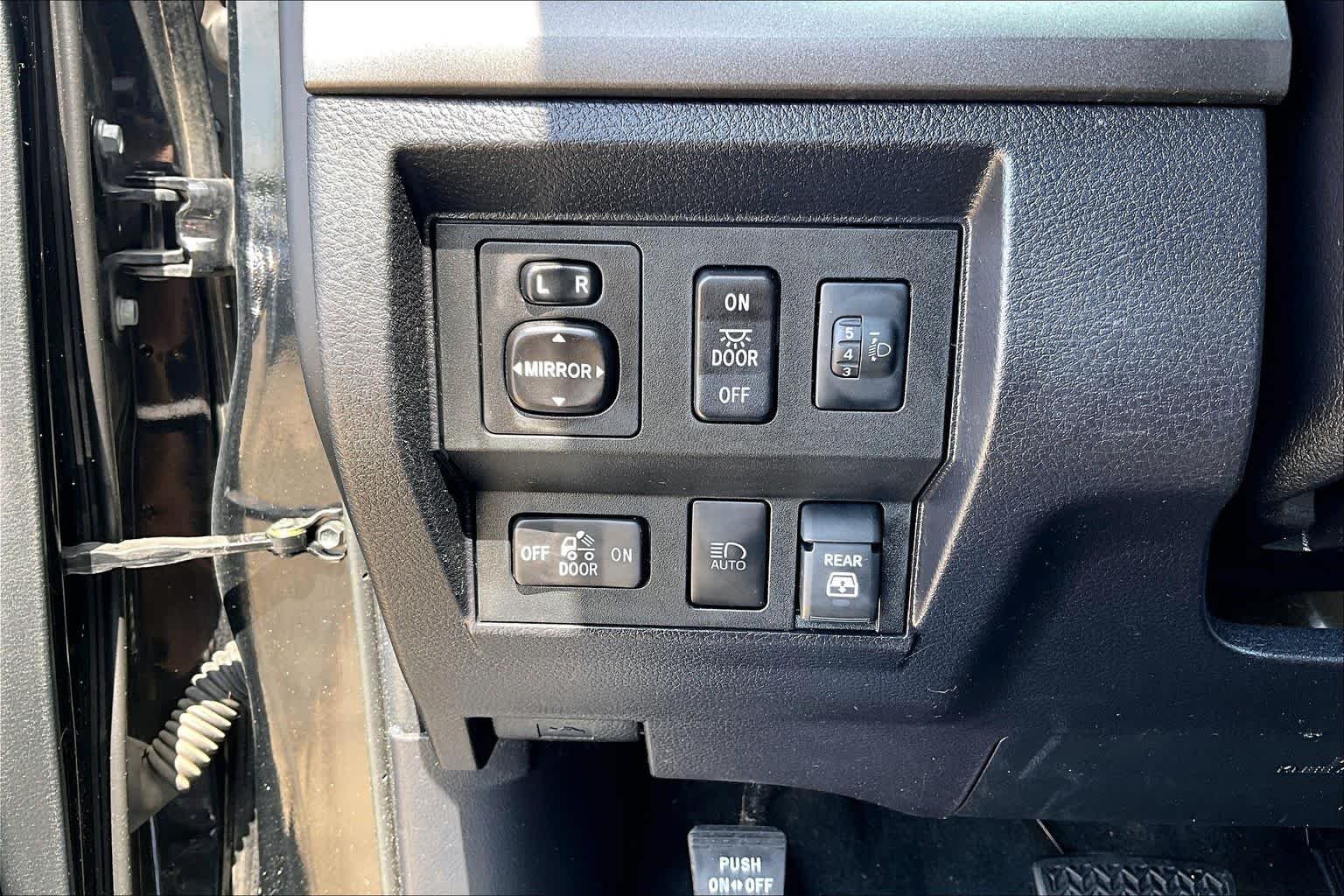 Used 2021 Midnight Black Metallic Toyota SR5 image 34