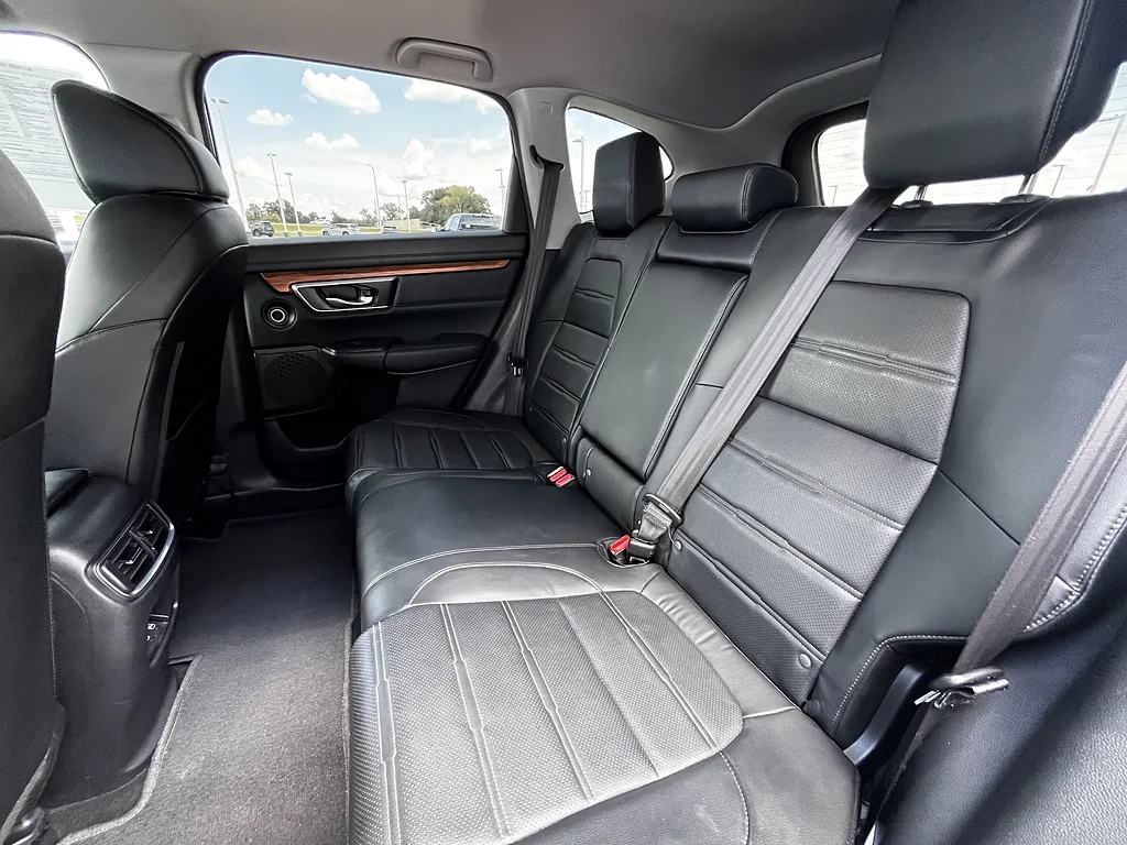 Used 2019 Crystal Black Pearl Honda Touring image 10