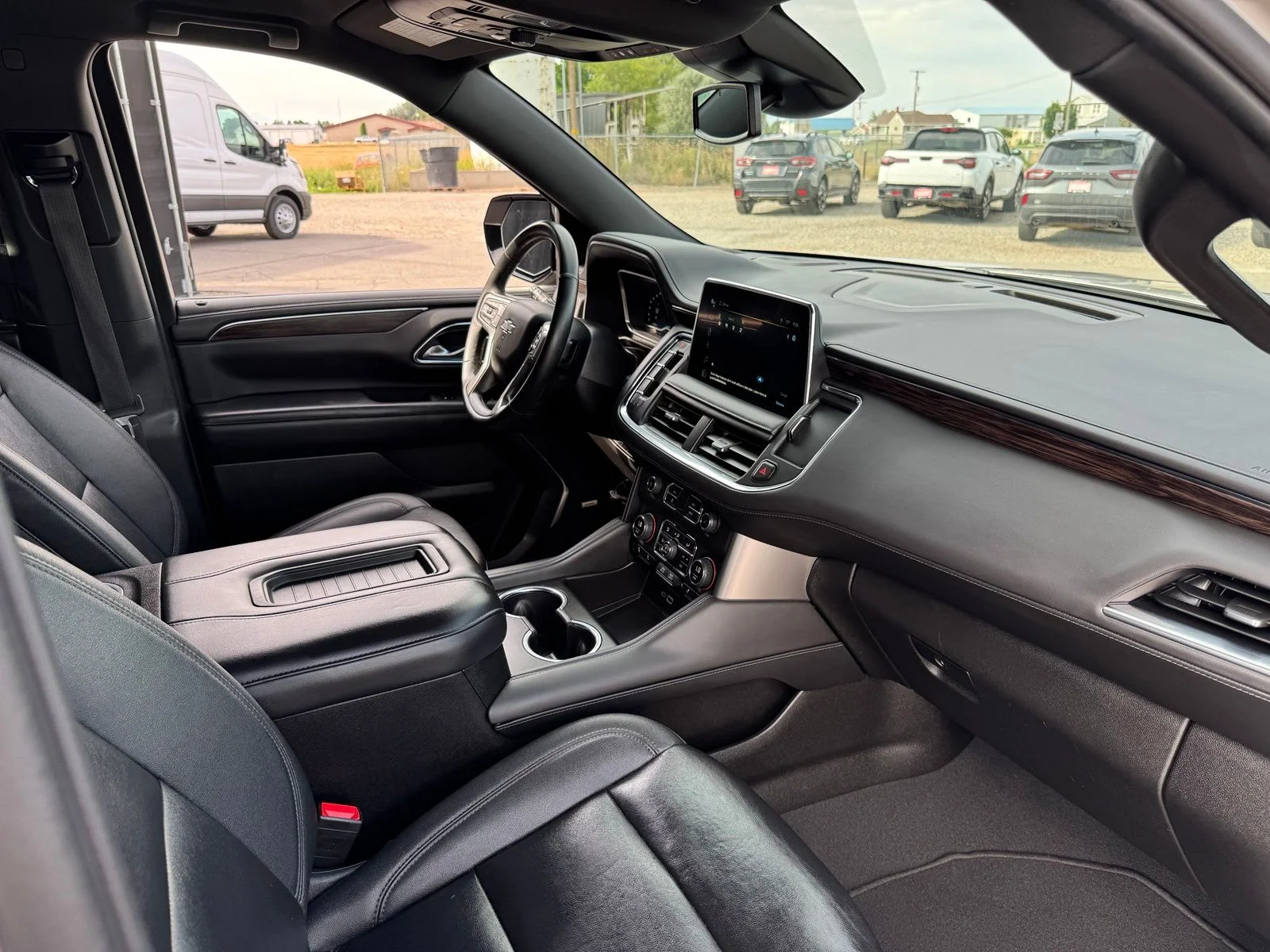 Used 2023 Beige Chevrolet Z71 image 39