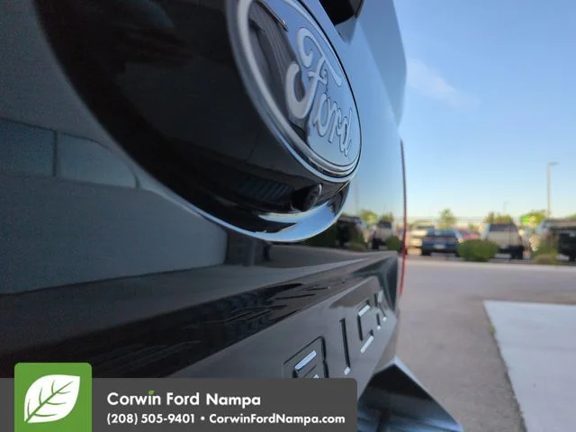 New 2026 Shadow Black Ford XLT image 29