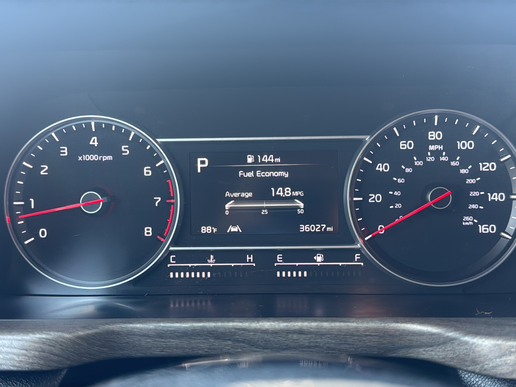 Used 2023 Black Kia X-Line S image 23