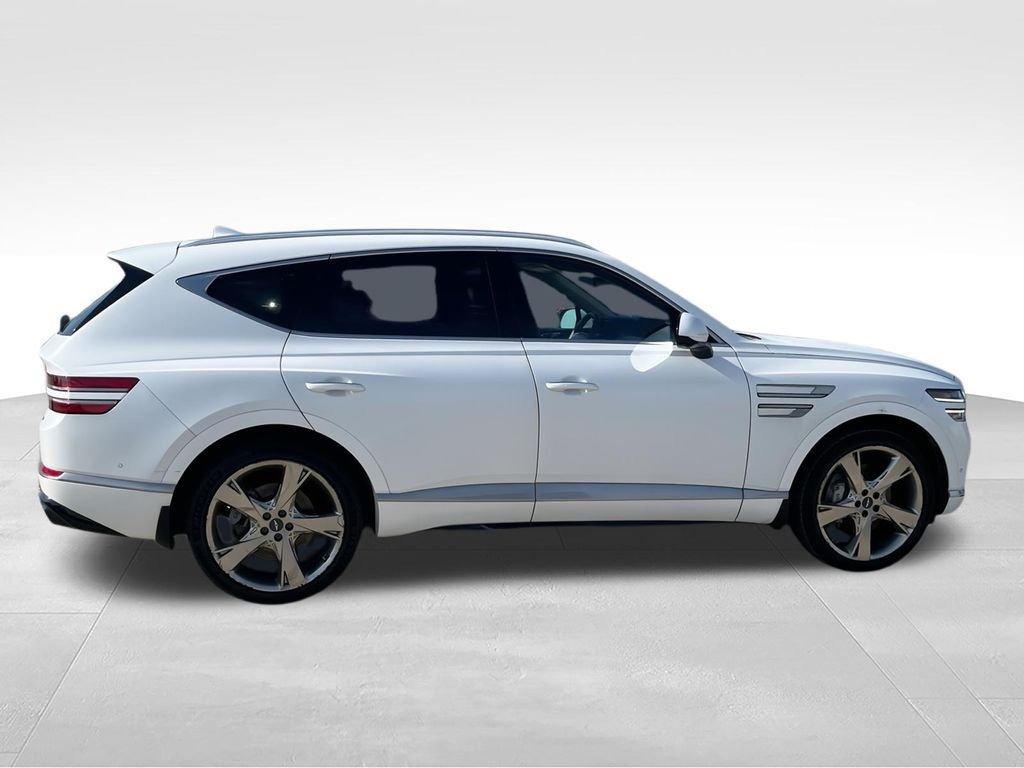 Certified Used 2023 White Genesis 3.5T Prestige image 9