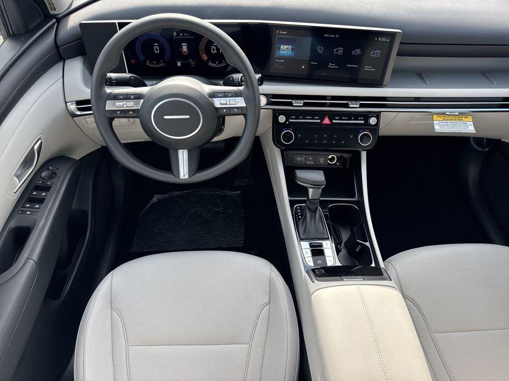 New 2026 White Hyundai SEL FWD image 19
