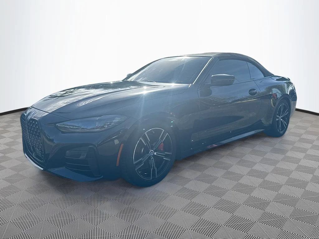 Used 2023 Black BMW M440i image 4