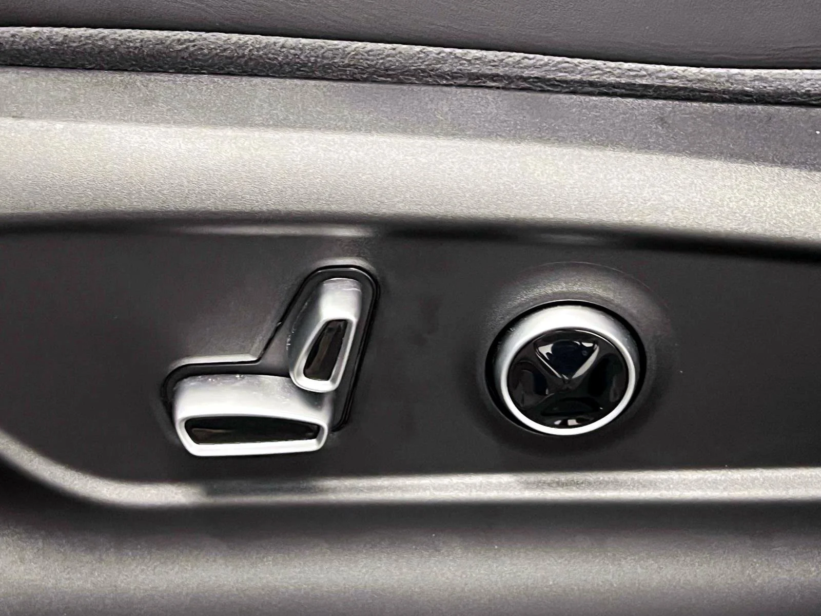 Used 2025 Gray Maserati Modena image 19