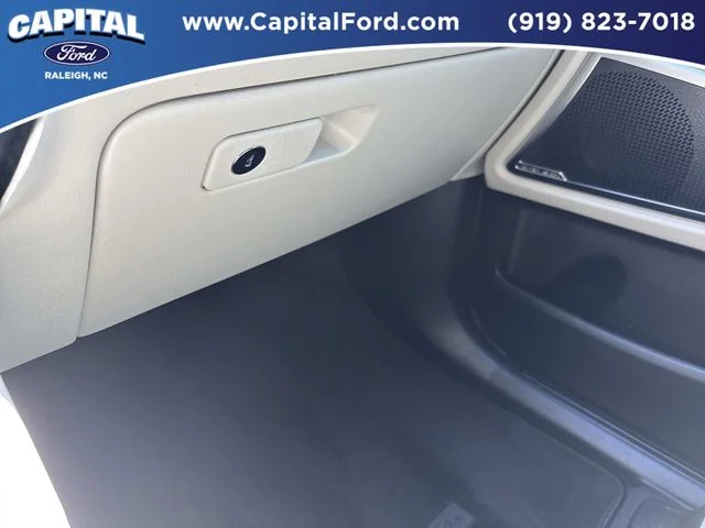 Used 2024 Black Kia SX-Prestige image 28