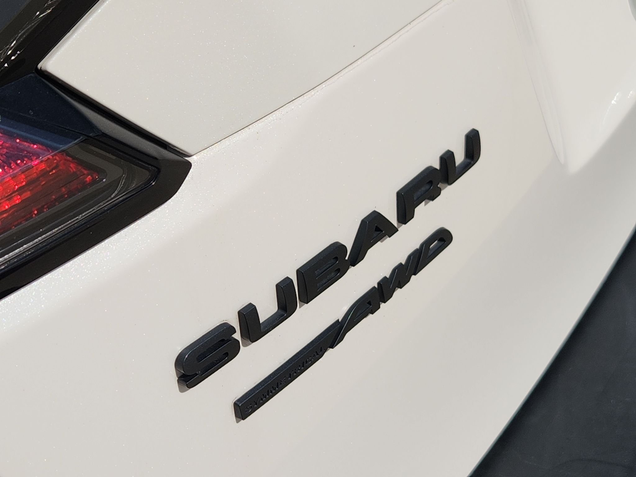 Used 2024 Crystal White Pearl Subaru Wilderness image 13