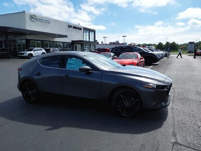 2026 Mazda CX-3 Premium MT 5-Door SKYACTIV's photo