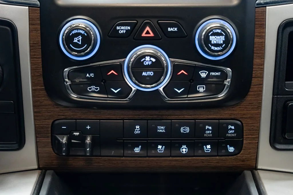 Used 2016 Gray Ram Laramie image 13