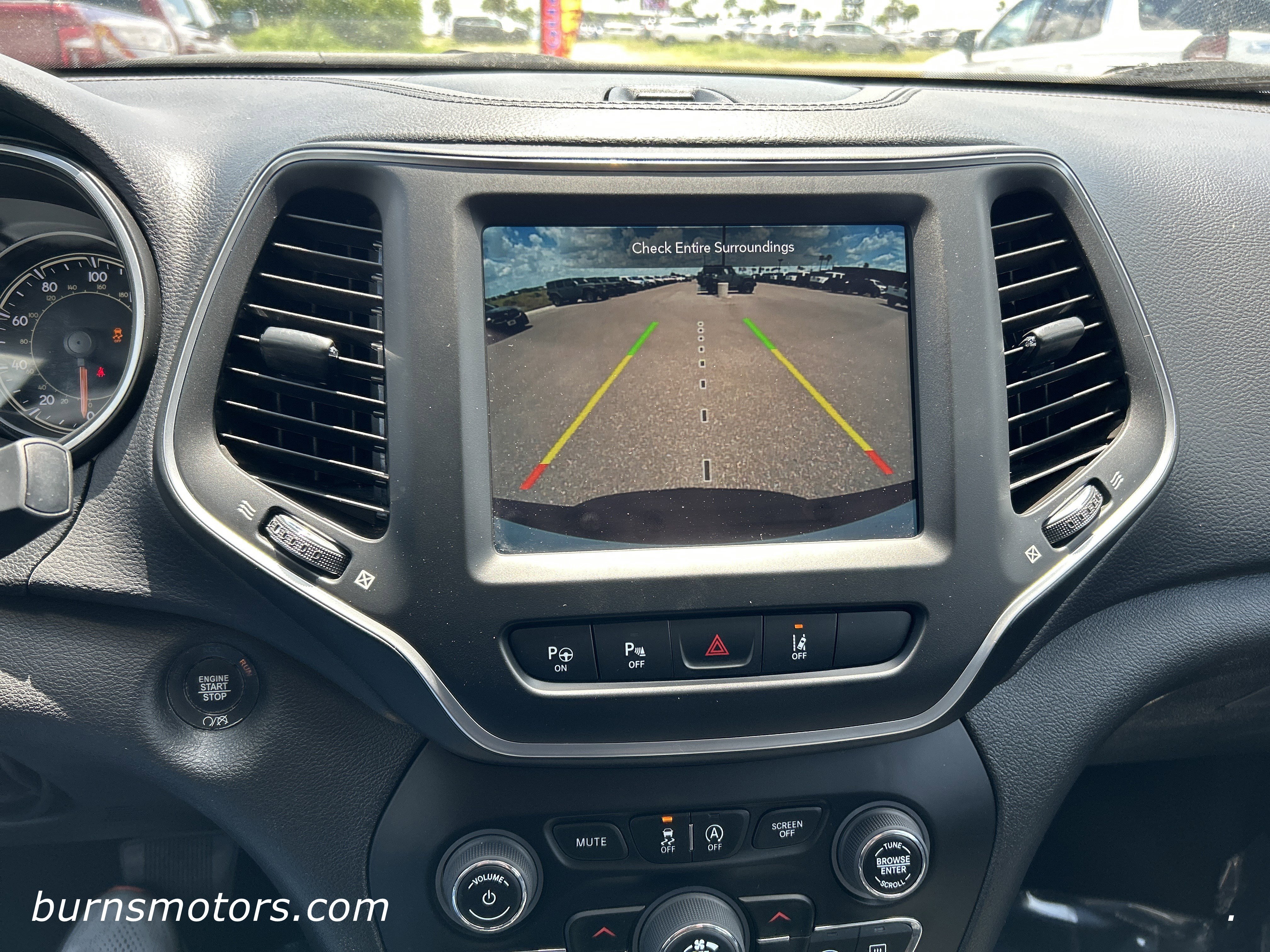 2023 Jeep Cherokee Altitude Lux - Photo 21