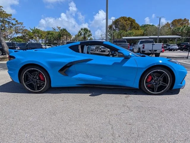 2022 Chevrolet Corvette 1LT - Photo 17
