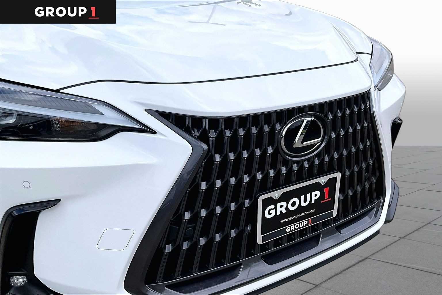 Used 2026 Ultra White Lexus  image 27