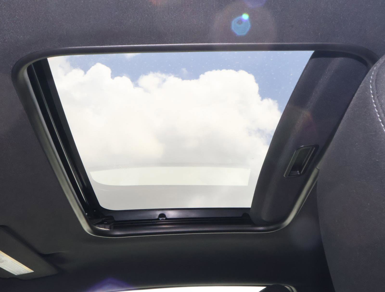 2021 Chevrolet Camaro 1SS - Photo 26
