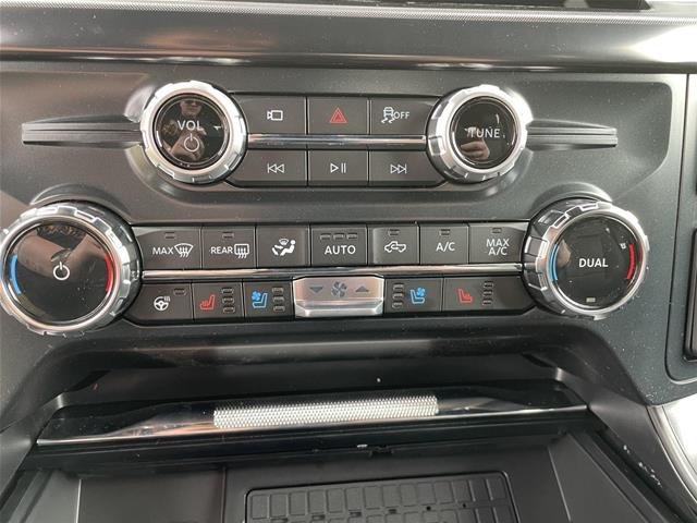 New 2026 Carbonized Gray Metallic Ford Tremor® image 64