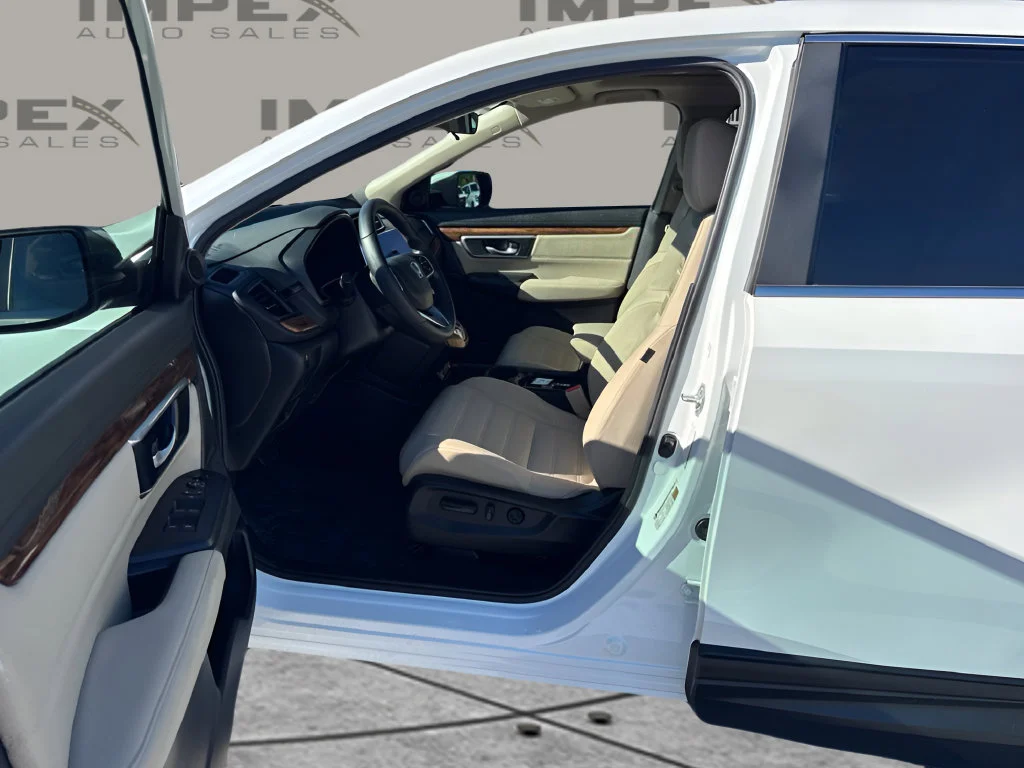 Used 2022 White Honda EX image 9
