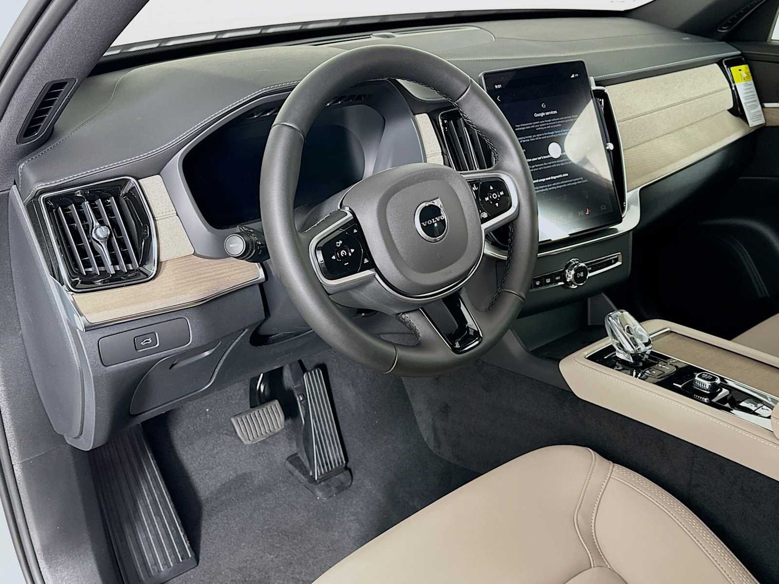 New 2026 Crystal White Volvo Core image 9