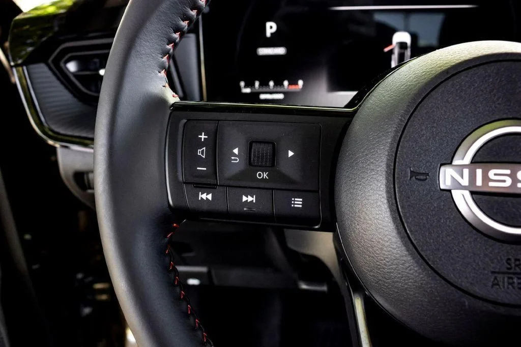 2025 Nissan Kicks SR AWD - Photo 13