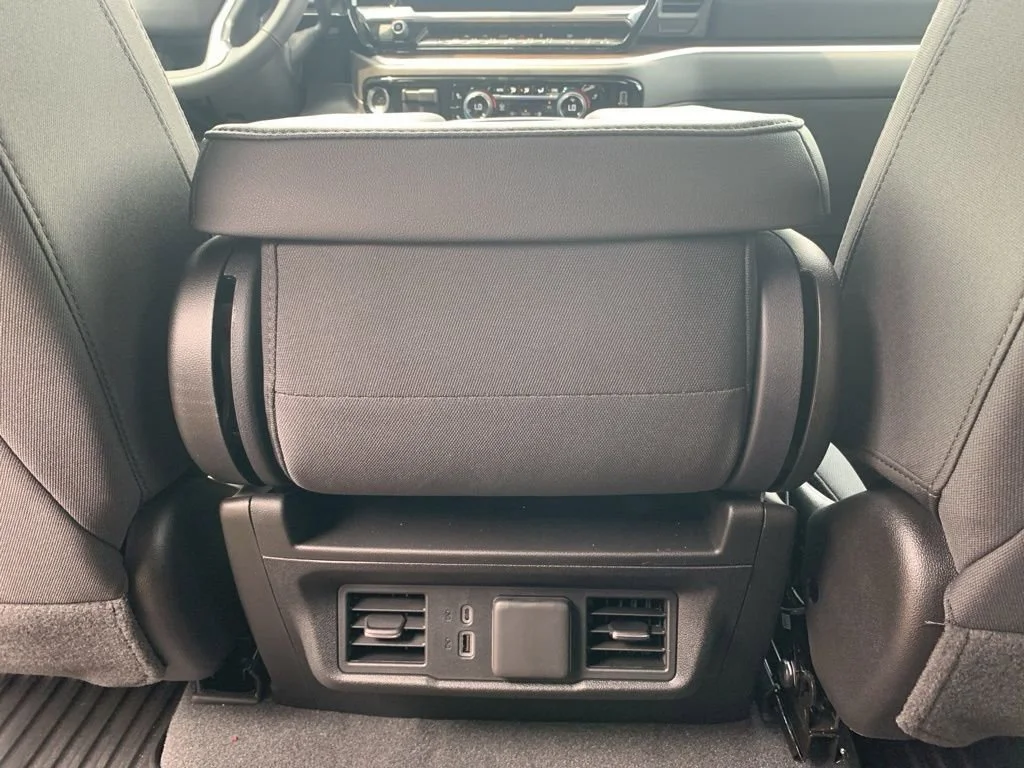 2025 Chevrolet Silverado 1500 LT - Photo 14