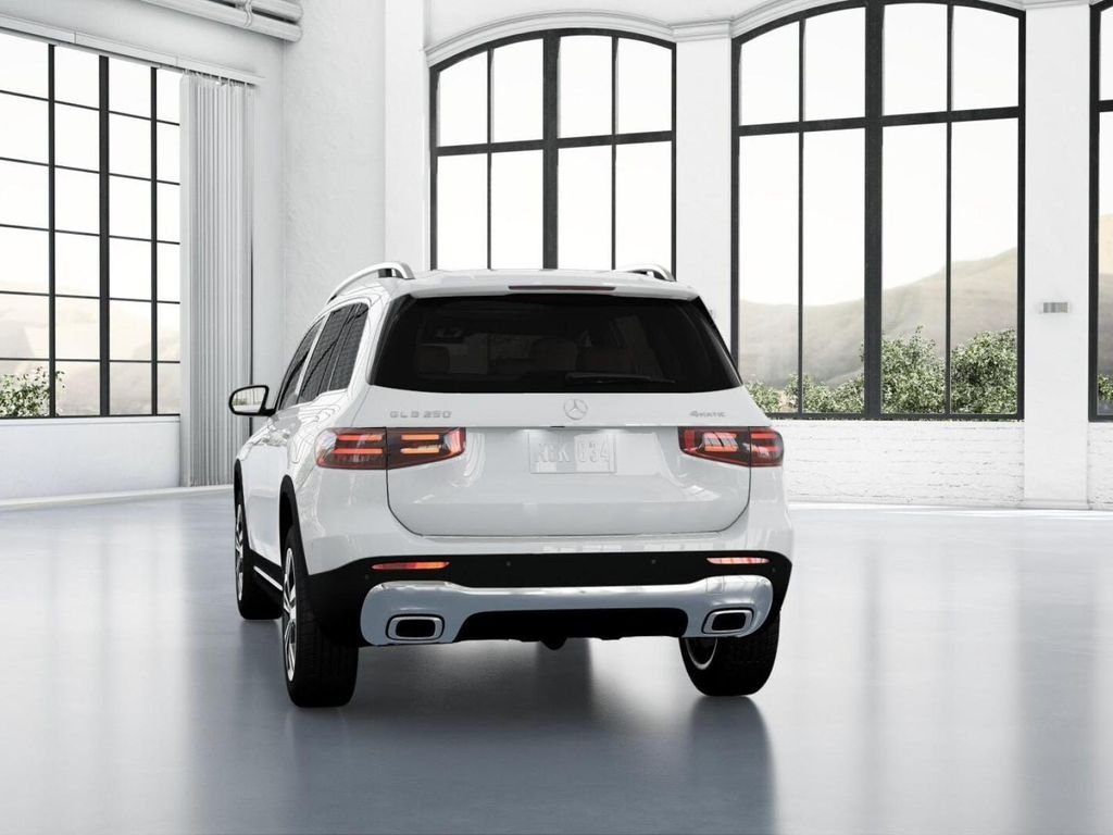 New 2026 Polar White Mercedes-Benz GLB 250 image 26