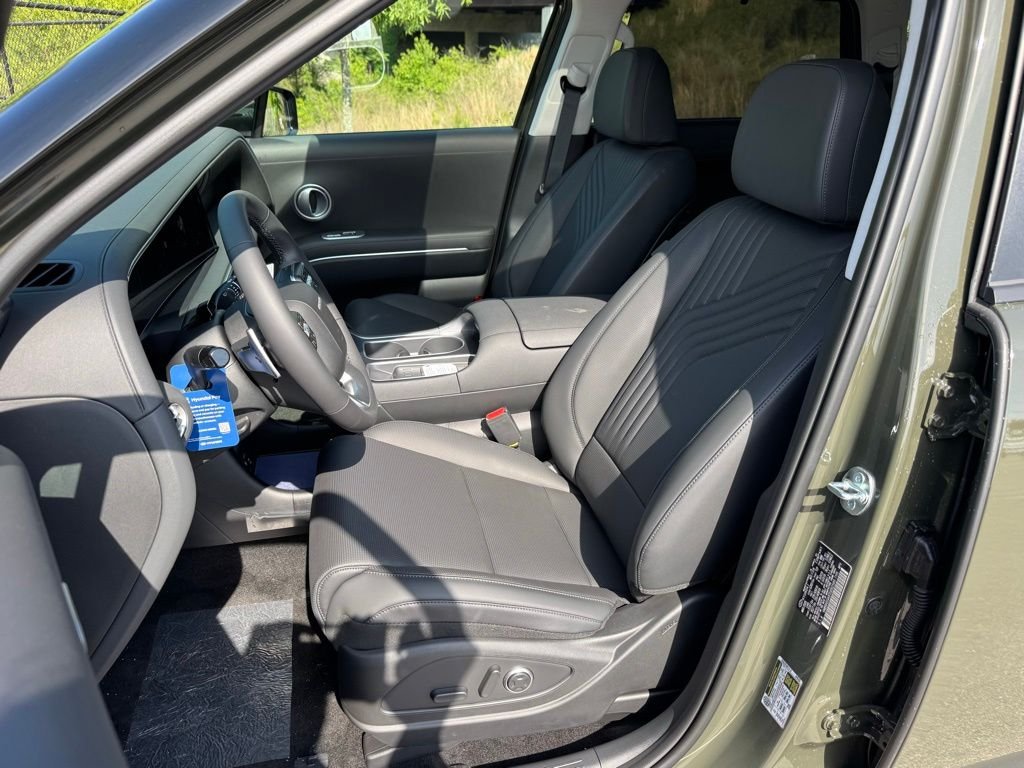 Used 2026 Green Hyundai Blue SEL Premium image 17