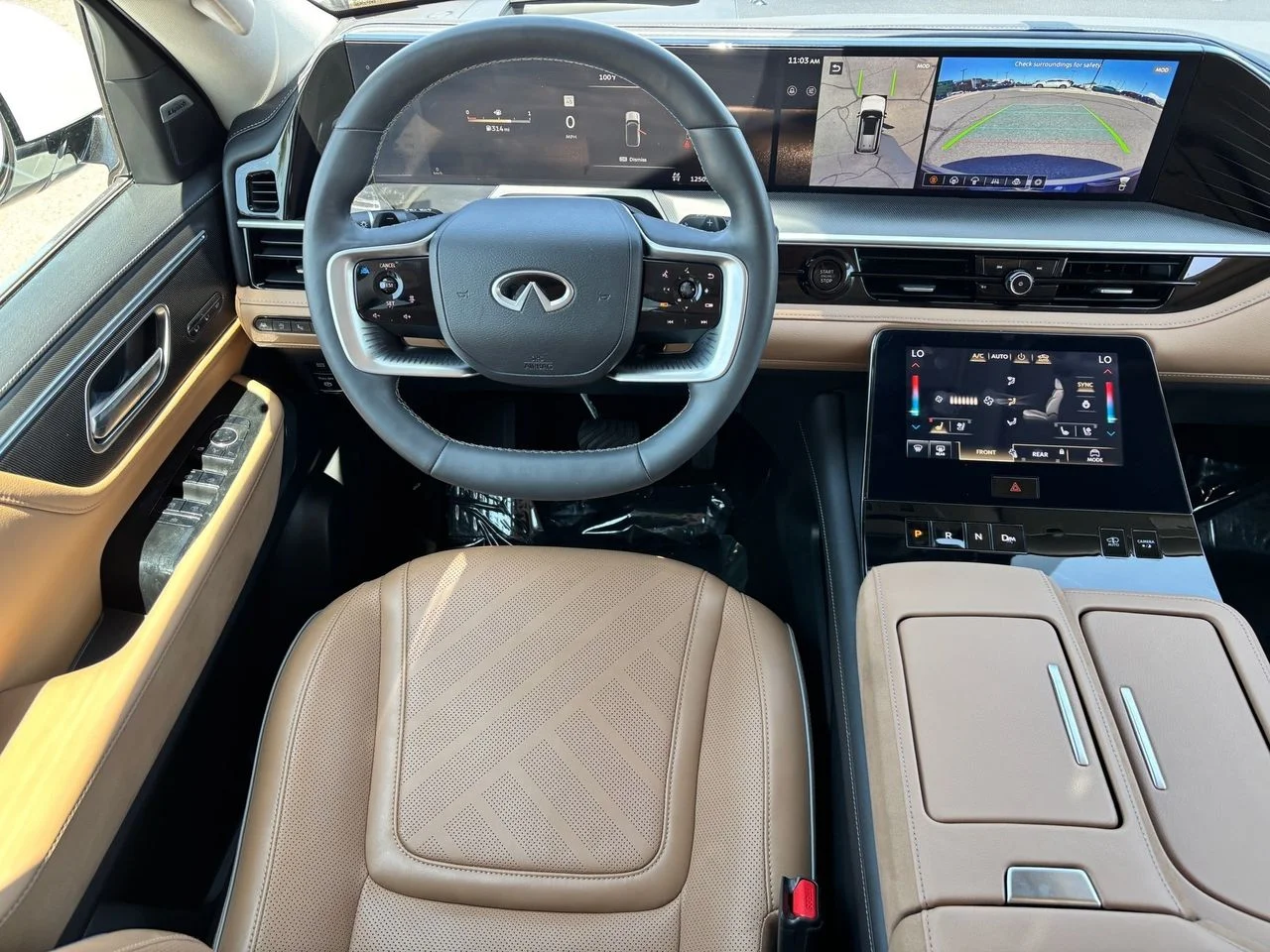 Certified Used 2025 Radiant White INFINITI Luxe image 13