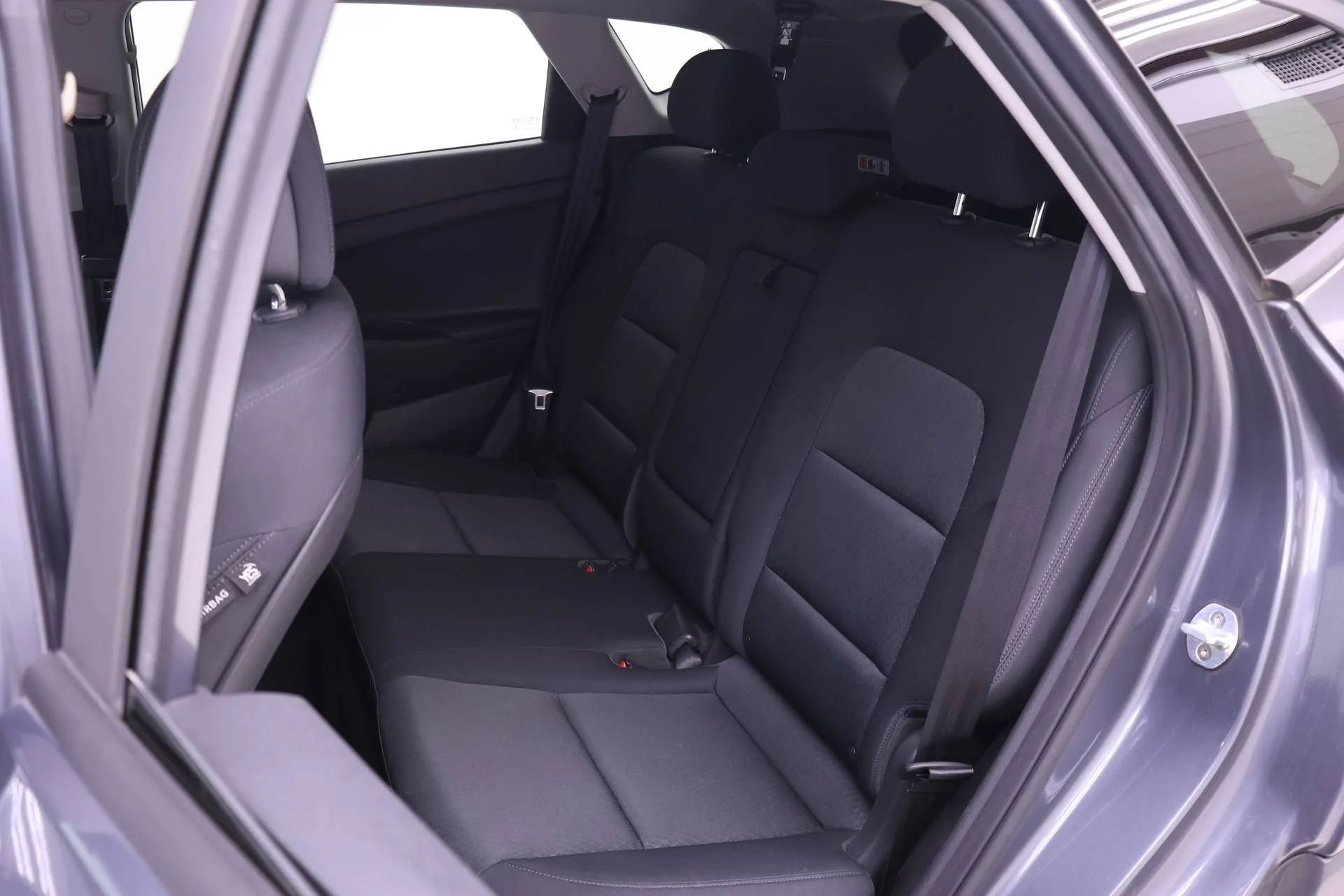 Used 2017 Coliseum Gray Hyundai SE image 10
