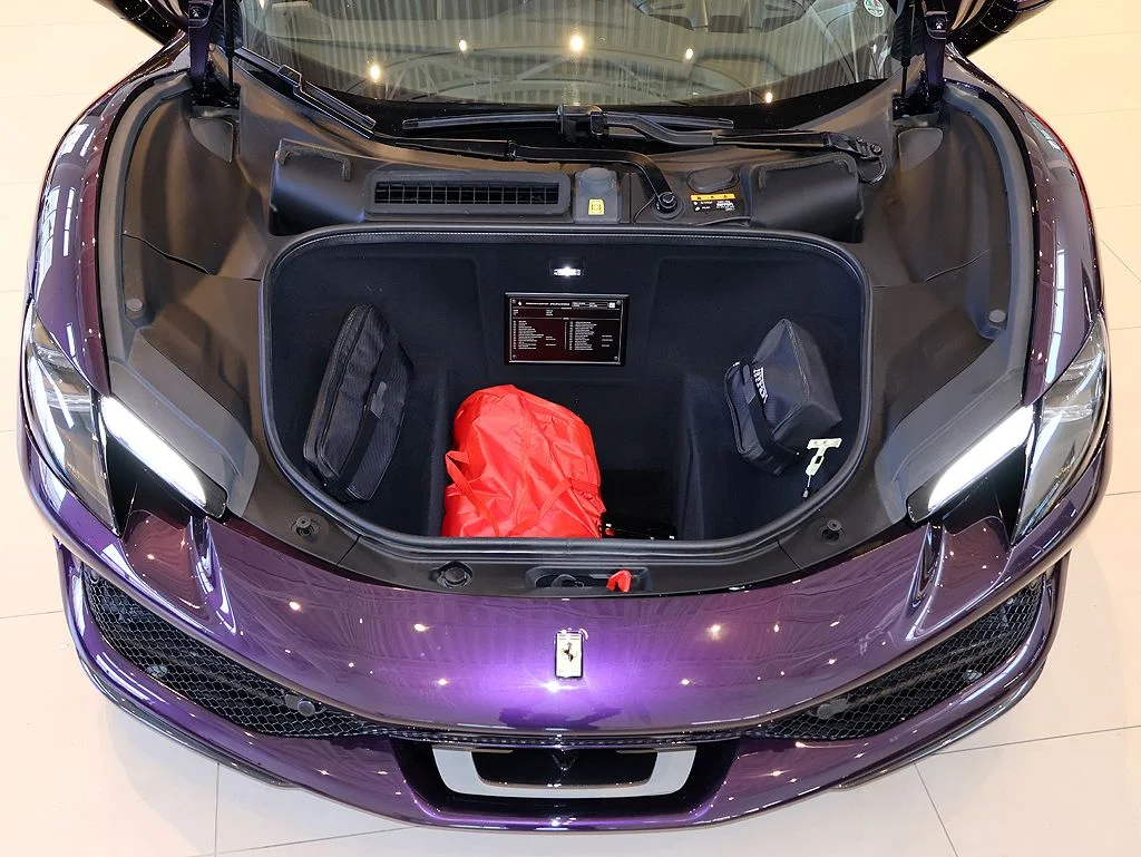 Certified Used 2025 Viola Hong Kong Ferrari  image 118