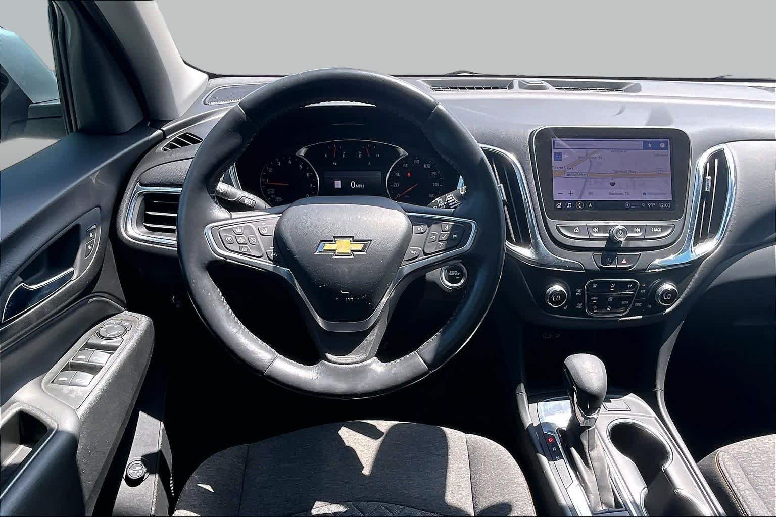 Used 2022 Silver Ice Metallic Chevrolet LT image 6