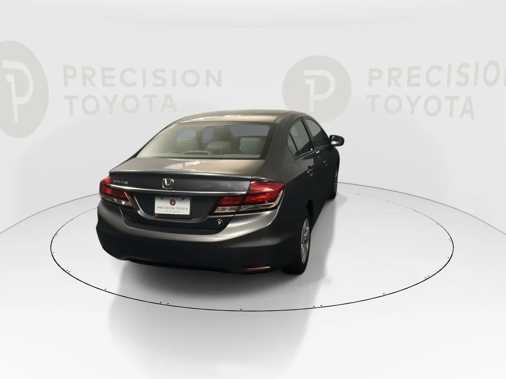 Used 2015 Modern Steel Metallic Honda LX image 18
