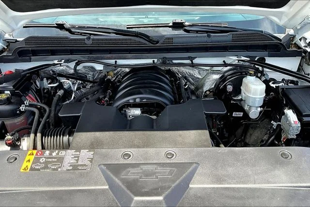 Used 2018 White Chevrolet LT image 31