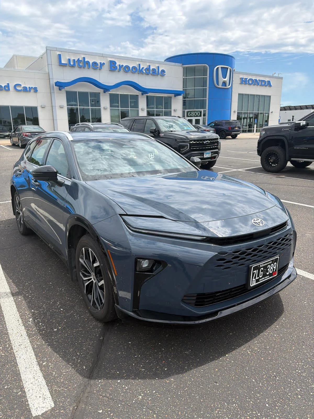 Used 2025 Storm Cloud Toyota XLE image 3