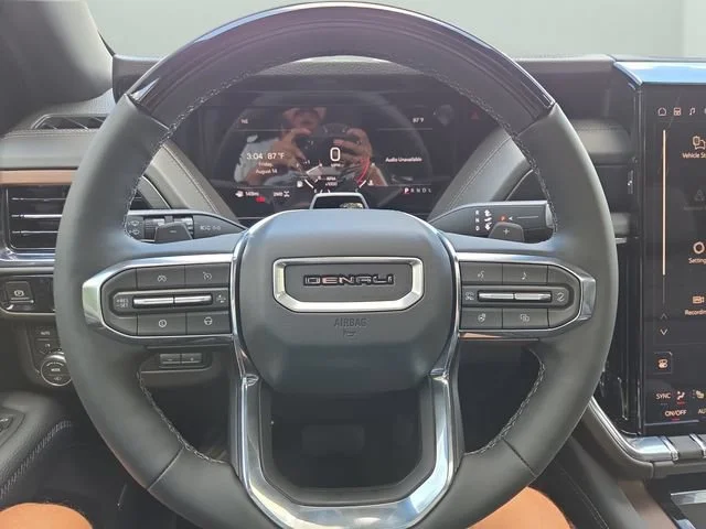 2026 GMC Yukon Denali - Photo 25