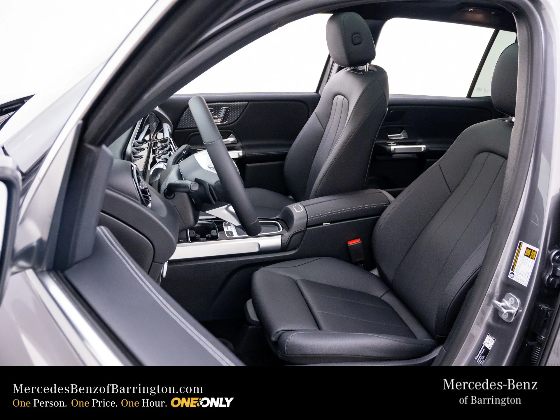 New 2026 Gray Mercedes-Benz GLB 250 image 18