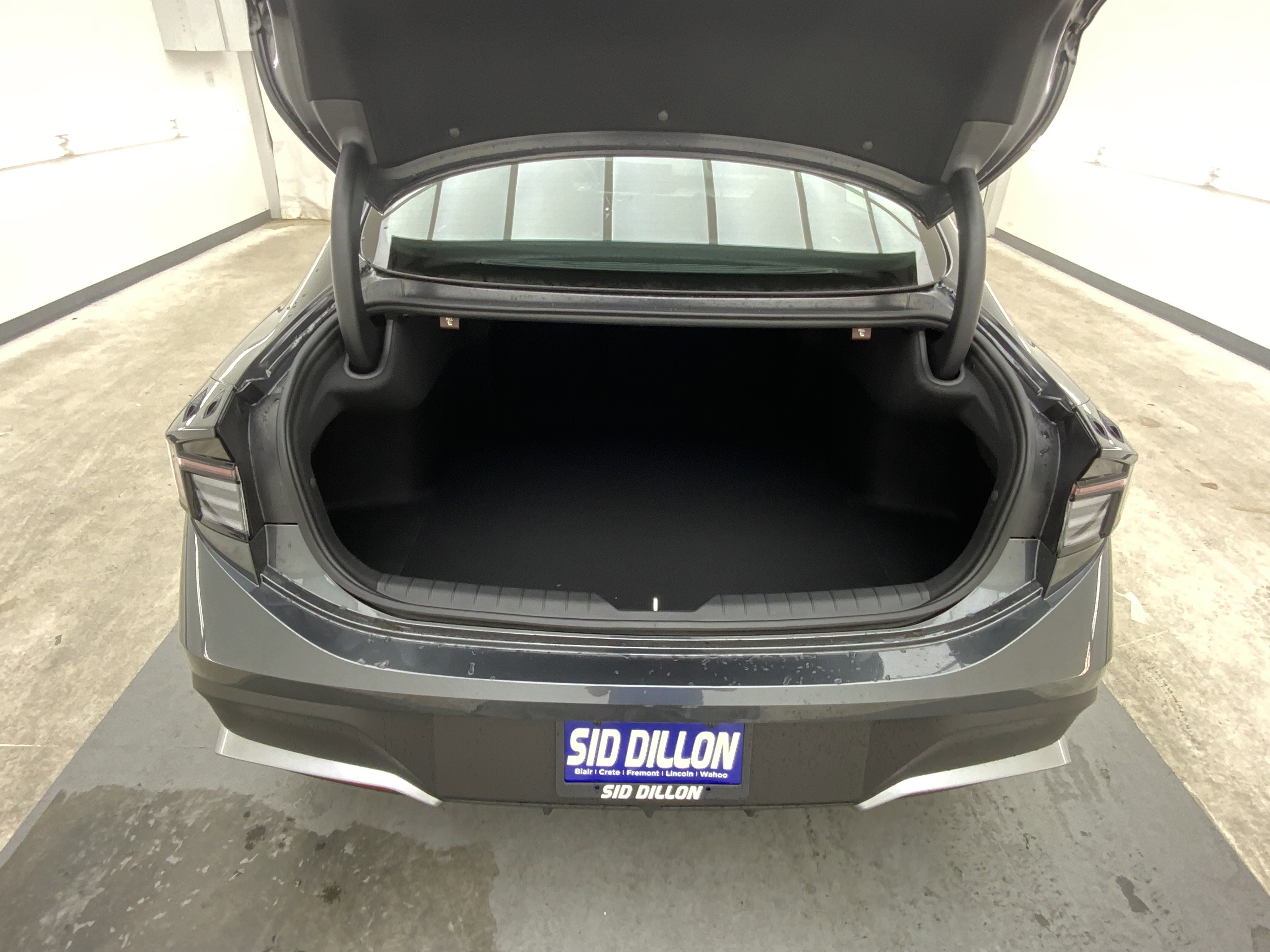 New 2026 Portofino Gray Hyundai SE image 7