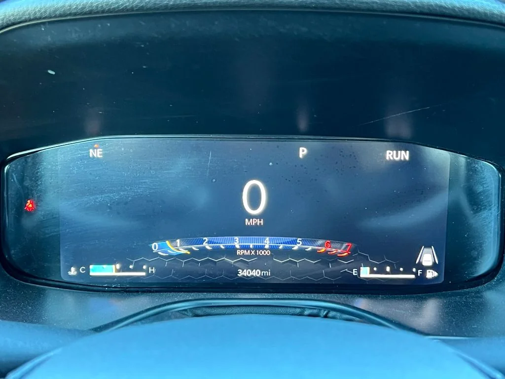 Used 2025 White Jeep Limited image 19