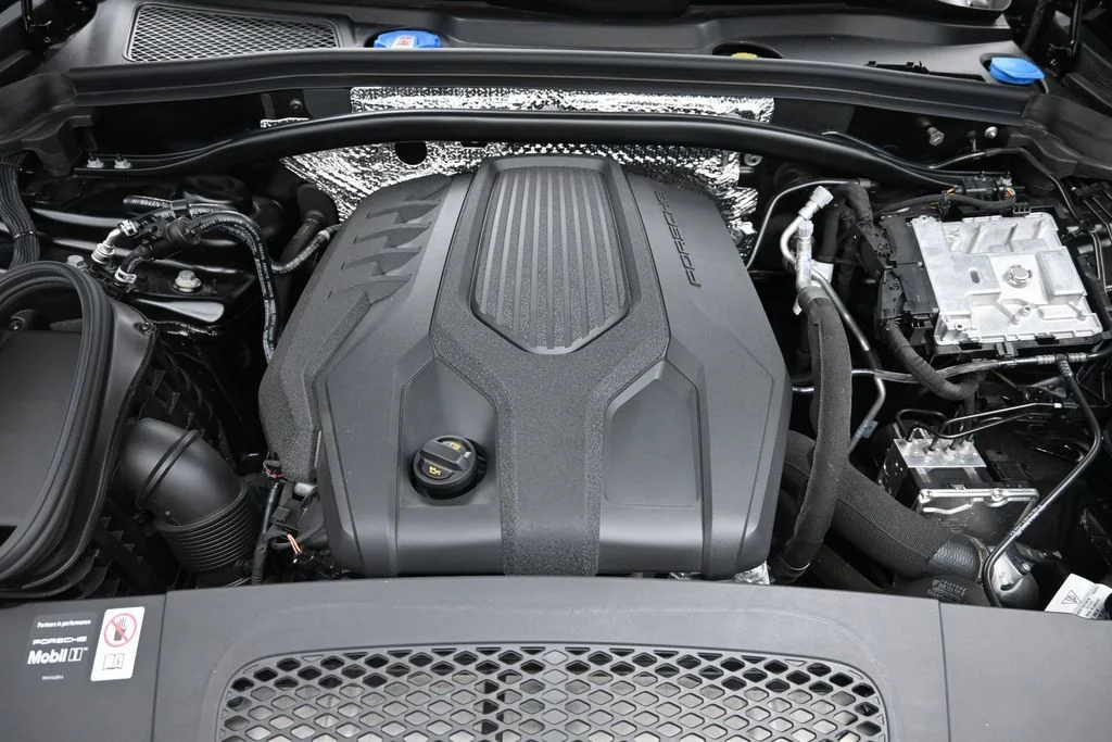 Certified Used 2026 Black Porsche  image 18