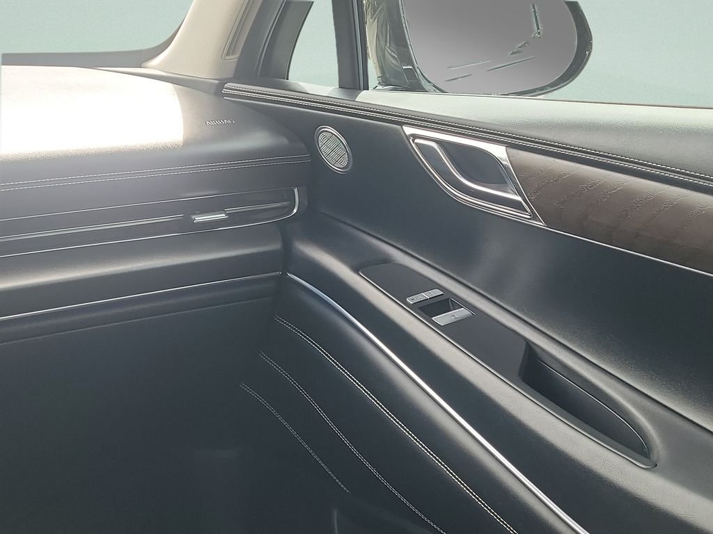 2024 GENESIS GV80 Standard - Photo 13