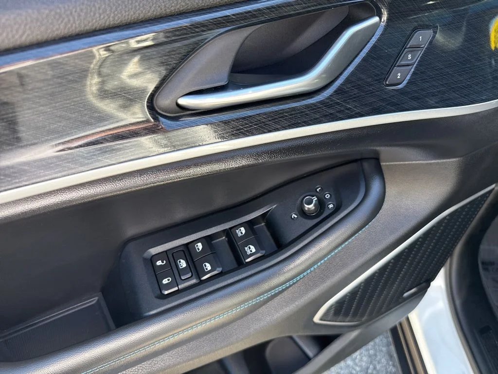 Used 2022 White Jeep Trailhawk 4xe image 15