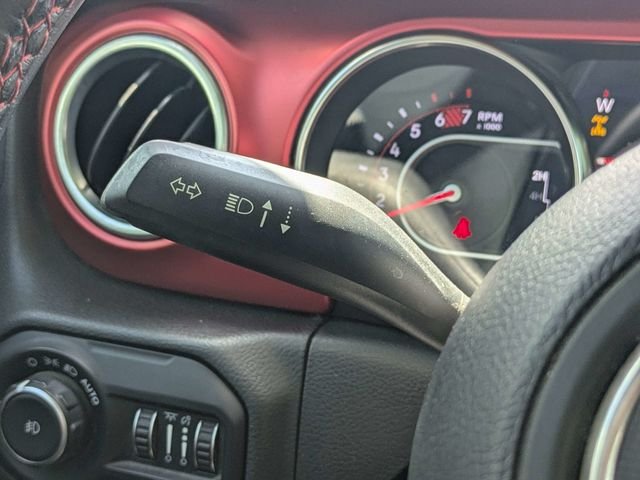 Used 2021 Green Jeep Rubicon image 27