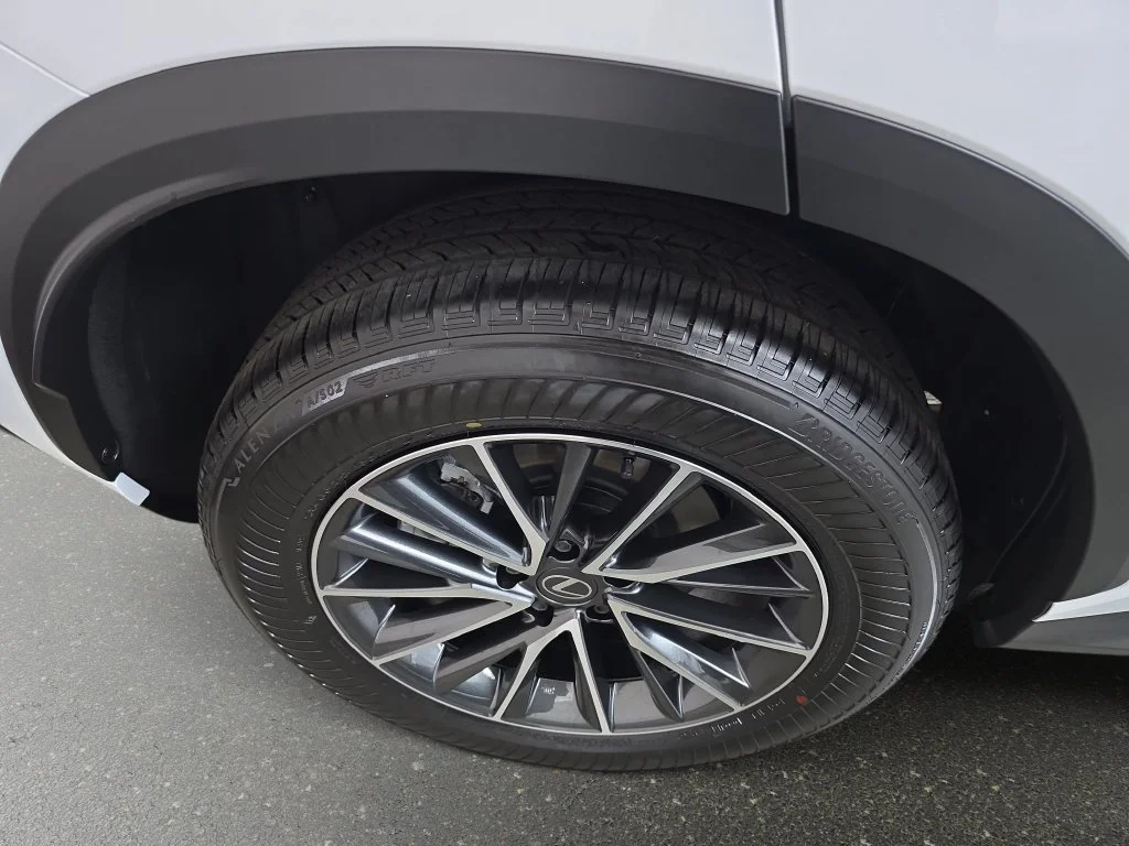 New 2026 Ultra White Lexus PREMIUM PLUS AWD image 30