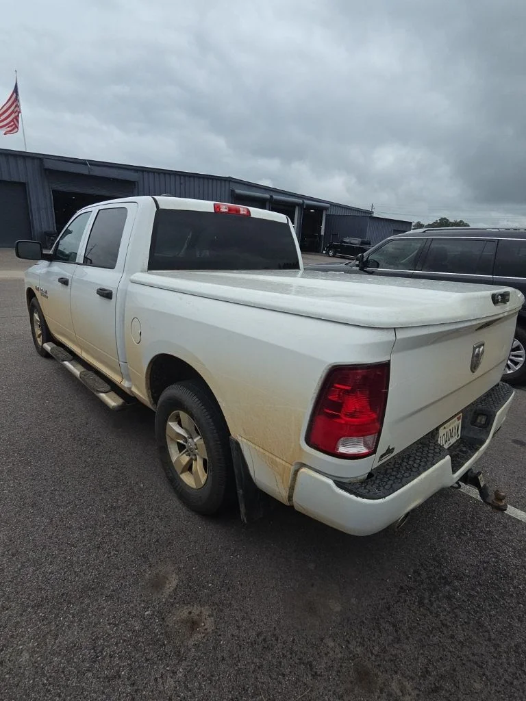 Used 2016 White Ram Express image 3