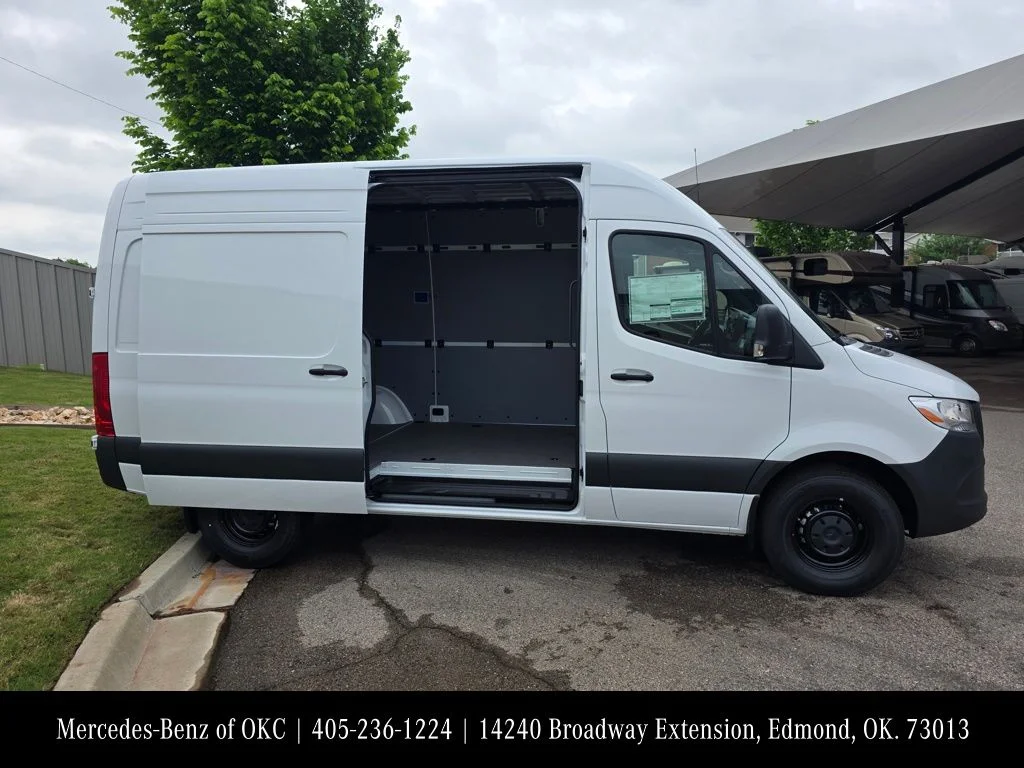 New 2026 White Mercedes-Benz Cargo 144 WB image 4