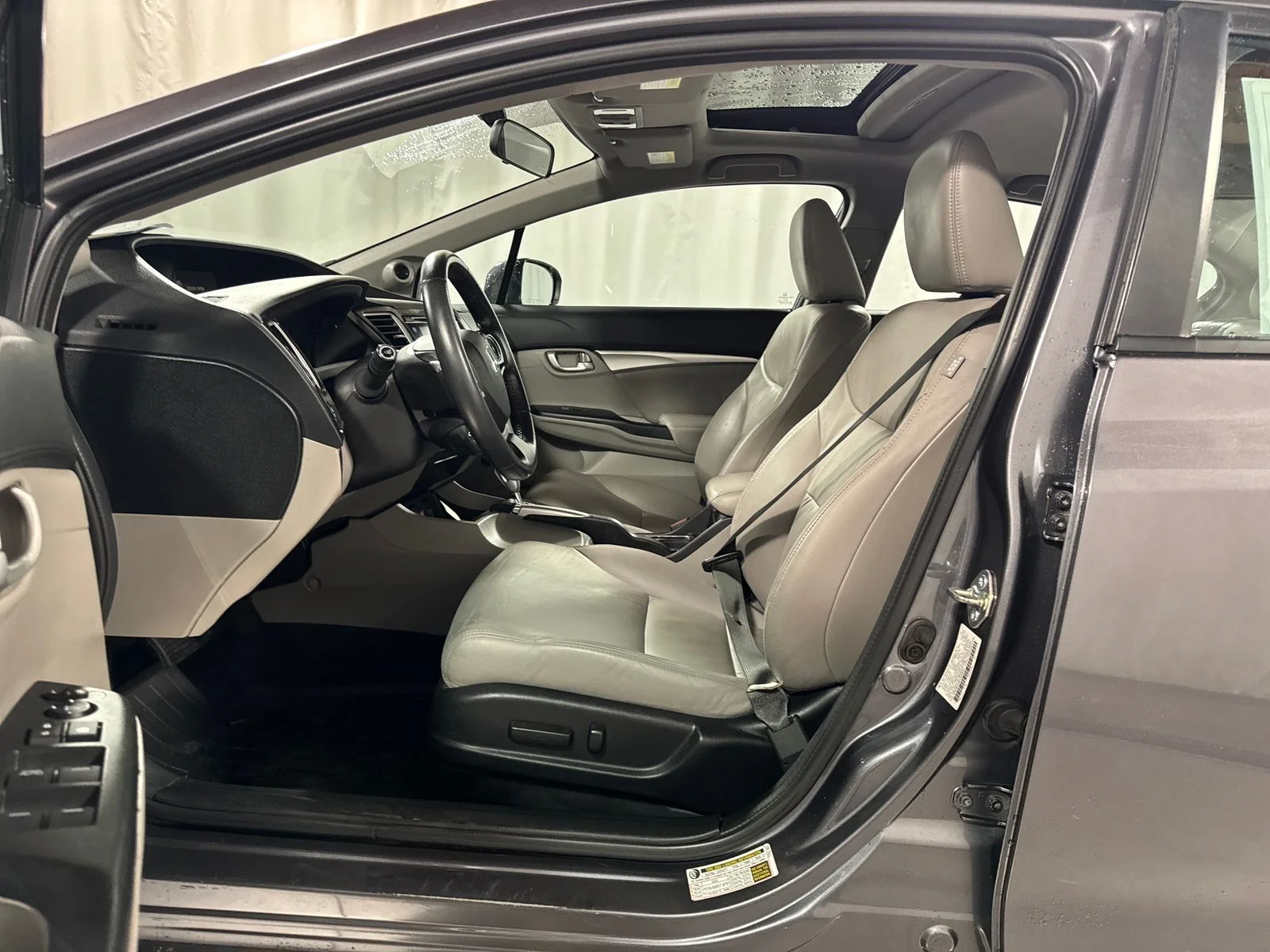 Used 2015 Modern Steel Metallic Honda EX-L image 3