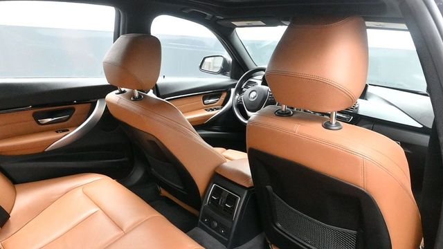 Used 2016 Black BMW 328i xDrive image 11